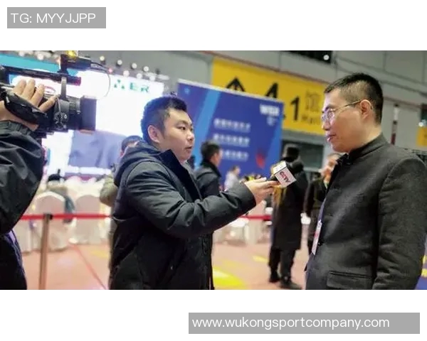 媒体人深度解析决定2轩尼诗形象遭重创引发热议 媒体人深度解析决定2轩尼诗形象遭重创引发热议