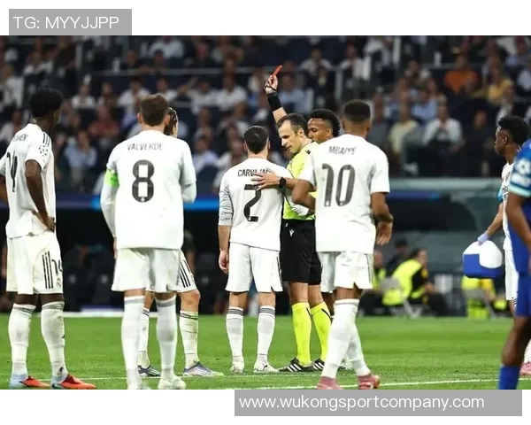 姆巴佩慷慨让点球维尼修斯晒合照表达友谊与支持